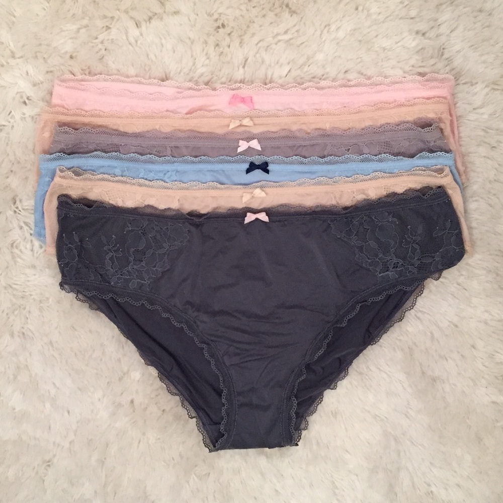 6 XL Victoria’s Secret hip hugger panties NWOT